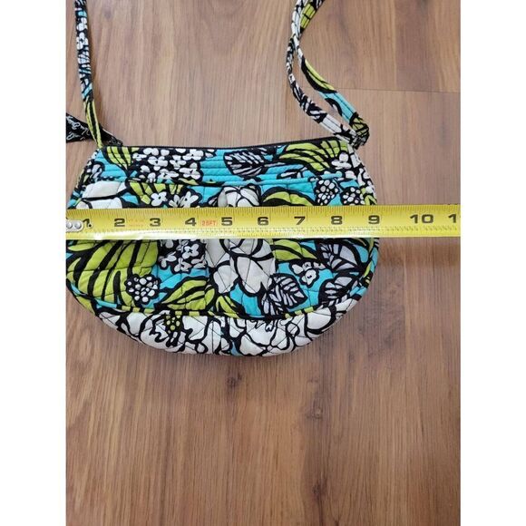 Vera Bradley Purse - Picture 6 of 7